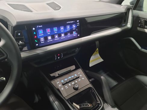 New 2026 Porsche Cayenne S image 20