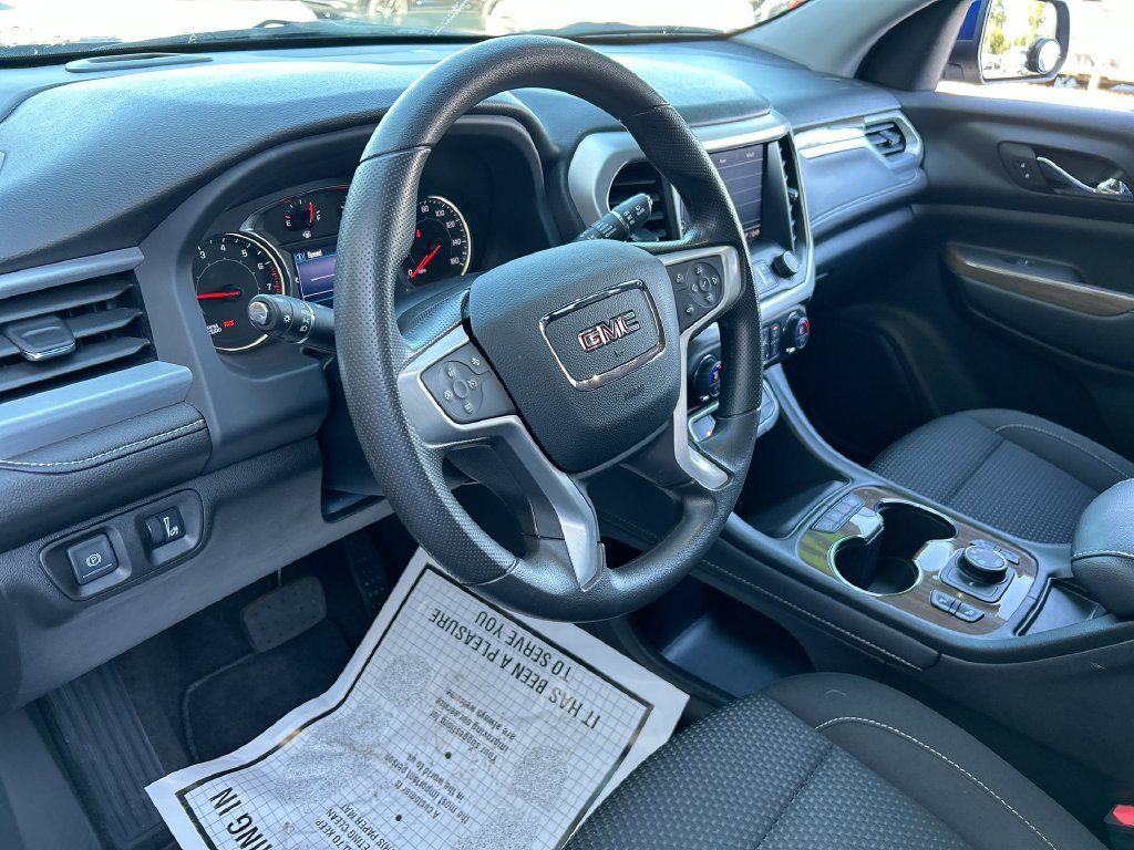 Used 2023 GMC Acadia SLE w/ Driver Convenience Package AWD/4WD image 14