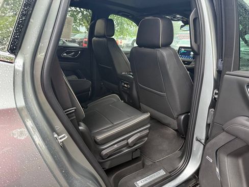 Used 2023 Chevrolet Tahoe Premier AWD/4WD image 17