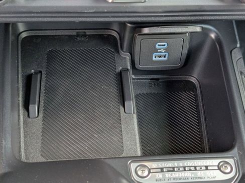 New 2025 Ford Bronco Outer Banks image 33