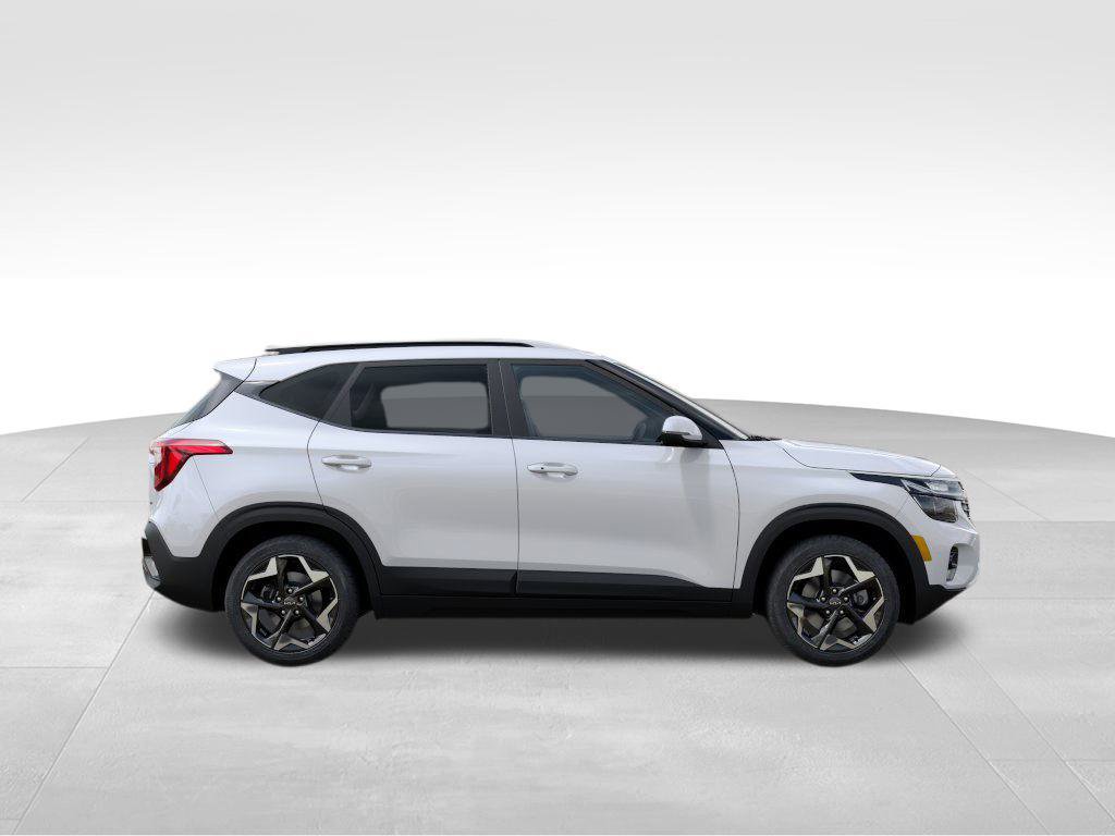 Used 2025 Kia Seltos S AWD/4WD image 8