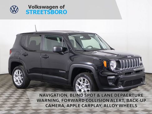 Used 2023 Jeep Renegade Latitude AWD/4WD image 1