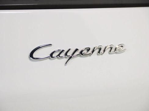 Used 2023 Porsche Cayenne Coupe w/ Towing Package w/o Tow Ball AWD/4WD image 14