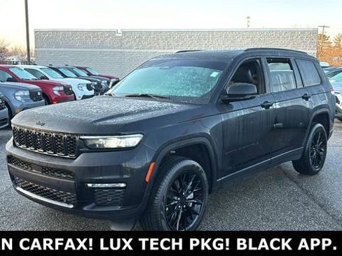 Used 2025 Jeep Grand Cherokee L Limited w/ Luxury Tech Group II image 35