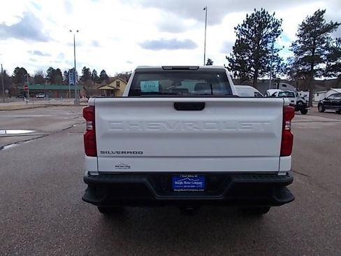 Used 2024 Chevrolet Silverado 1500 W/T w/ Z71 Off-Road Package image 6