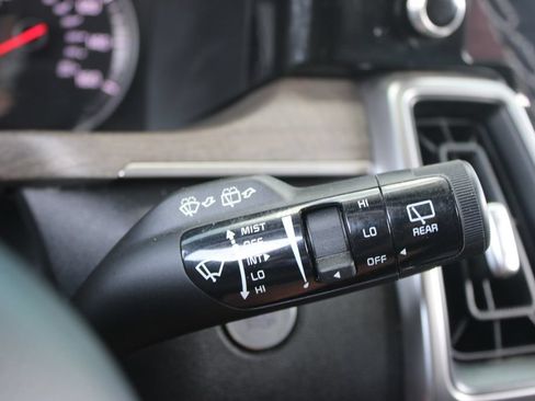 Used 2023 Kia Sorento S w/ Panoramic Sunroof Package AWD/4WD image 41