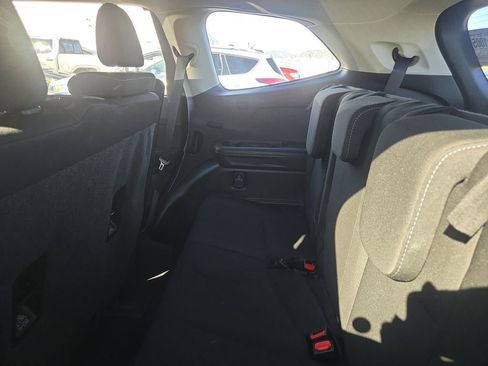 Used 2023 Subaru Ascent Premium w/ Convenience Package image 10