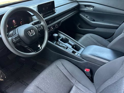 Certified 2023 Honda Accord LX image 10