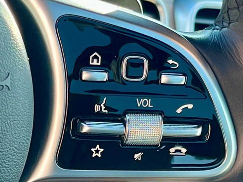 Certified 2022 Mercedes-Benz GLE 350 4MATIC image 32