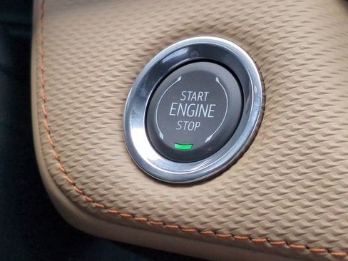 New 2026 Chevrolet Equinox ACTIV w/ Convenience Package III FWD image 27