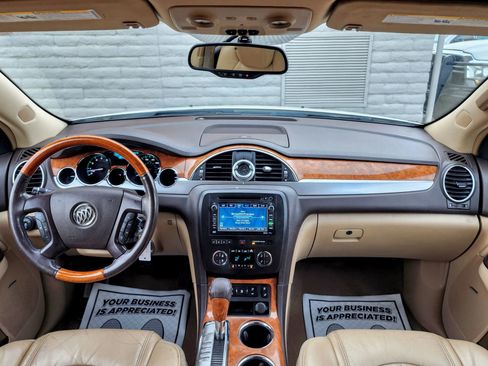 Used 2009 Buick Enclave CXL w/ Entertainment Package #4 image 9