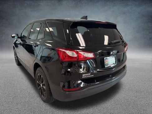 Used 2020 Chevrolet Equinox LS image 9