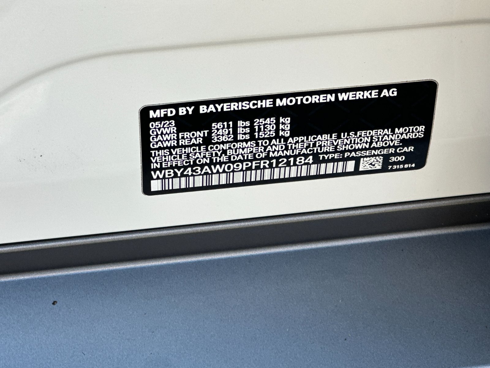 Used 2023 BMW i4 eDrive35 RWD image 28