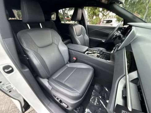 Certified 2024 Lexus RX 350 FWD w/ Accessory Package (K3) image 26