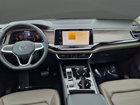 New 2026 Volkswagen Atlas SEL image 33