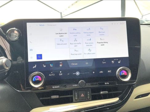 Used 2024 Lexus NX 250 FWD image 36