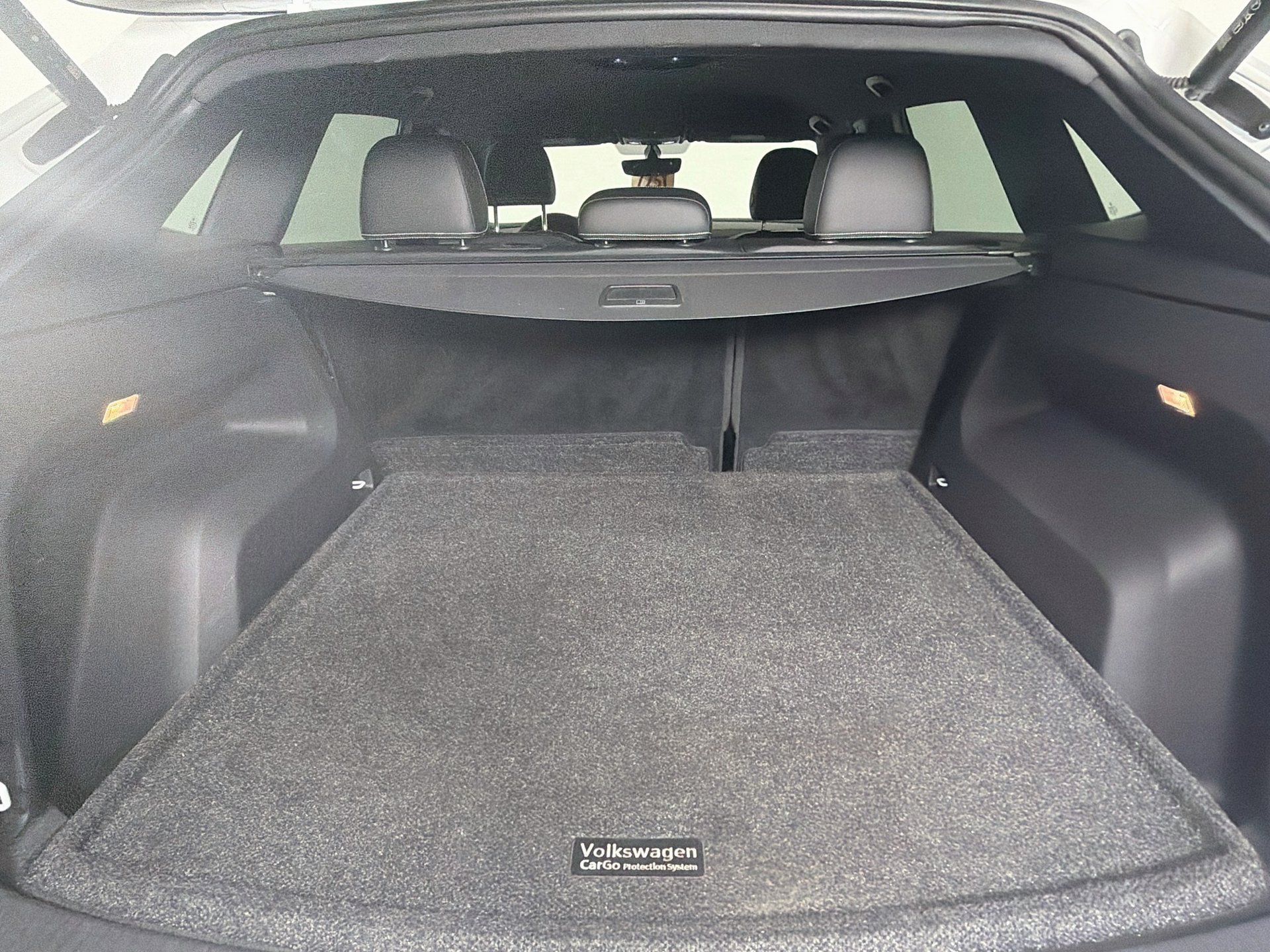 Certified 2023 Volkswagen Atlas Cross Sport SE FWD image 22