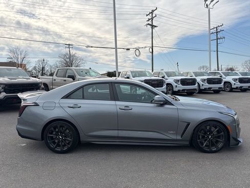 Used 2022 Cadillac CT4 V Blackwing w/ Carbon Fiber 1 Package image 6