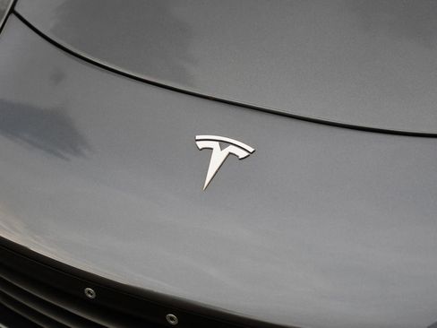 Used 2011 Tesla Roadster Sport image 43