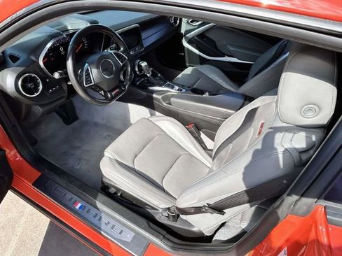 Used 2019 Chevrolet Camaro SS image 10