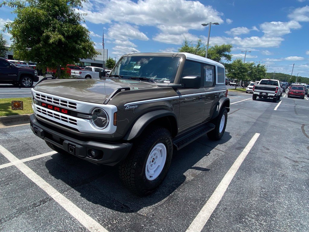 New 2026 Ford Bronco Heritage Edition AWD/4WD image 3