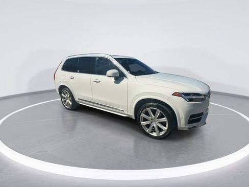 Used 2018 Volvo XC90 T6 Inscription w/ Convenience Package image 2