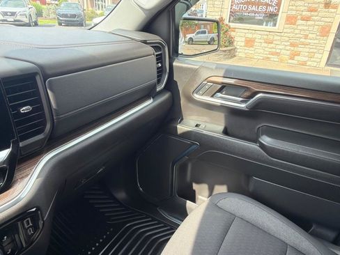 Used 2024 Chevrolet Silverado 1500 LT AWD/4WD image 23
