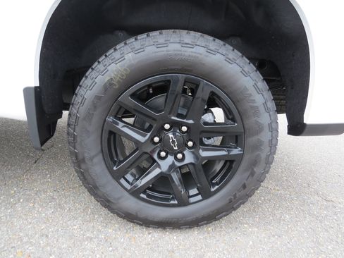 New 2026 Chevrolet Silverado 1500 Custom w/ Turbomax Blackout Package image 13