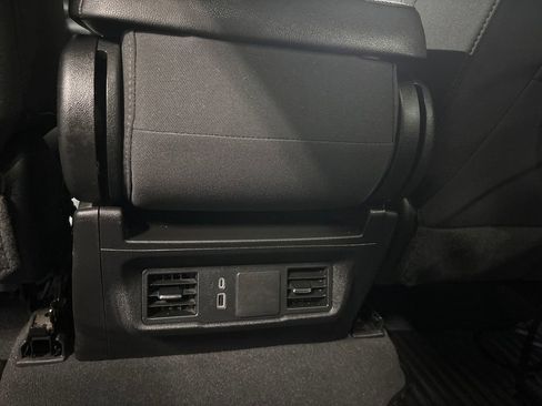 Used 2024 Chevrolet Silverado 1500 Custom AWD/4WD image 27