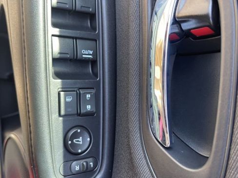 Used 2019 Honda HR-V Sport image 13