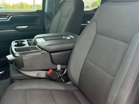 Used 2024 Chevrolet Silverado 1500 LT AWD/4WD image 20