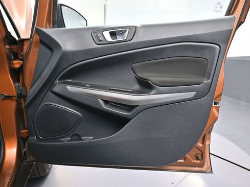 Used 2018 Ford EcoSport SE w/ SE Cold Weather Package image 44