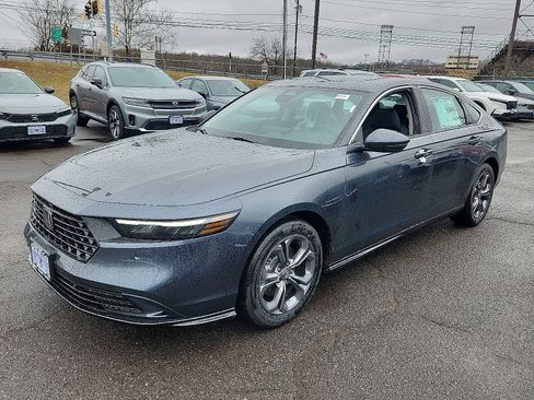 New 2026 Honda Accord EX-L image 2
