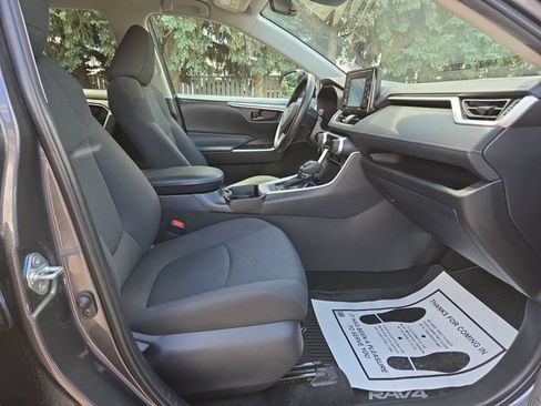 Used 2020 Toyota RAV4 LE w/ All Weather Liner Package FWD image 31