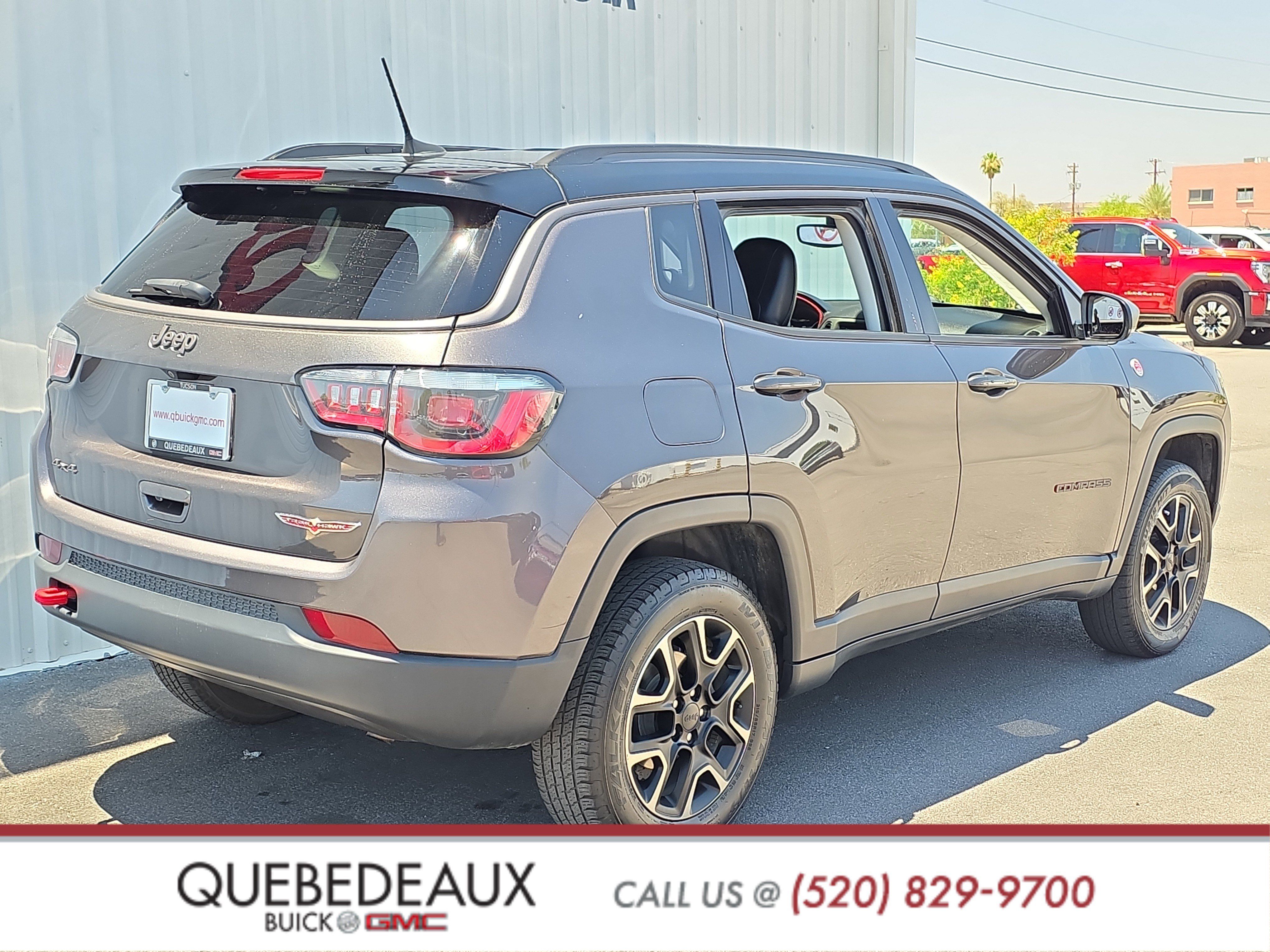Used 2020 Jeep Compass Trailhawk AWD/4WD image 7