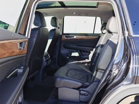 New 2026 Volkswagen Atlas SE AWD/4WD image 16