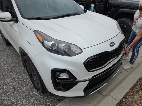 Used 2020 Kia Sportage S FWD image 2