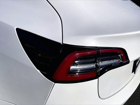 Used 2021 Tesla Model 3 Long Range image 30