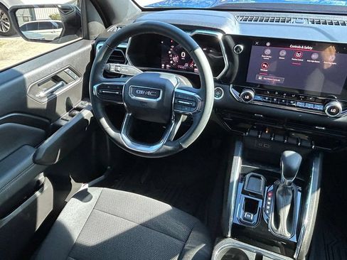 Used 2023 GMC Canyon Elevation w/ Convenience Package RWD image 9