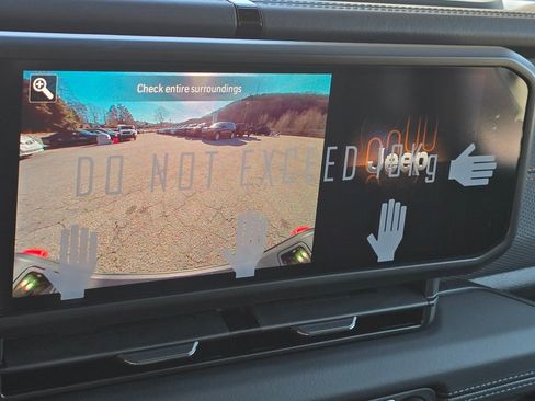 New 2026 Jeep Gladiator Mojave image 9