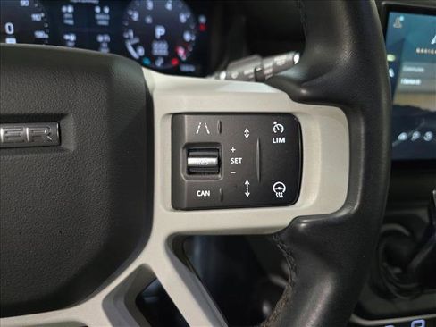 Certified 2024 Land Rover Defender 130 X-Dynamic SE image 18