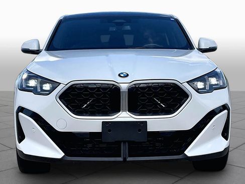 Used 2026 BMW X2 xDrive28i AWD/4WD image 4