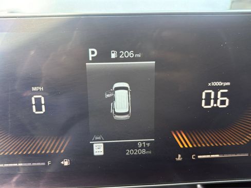 Used 2026 Kia Carnival FWD image 43