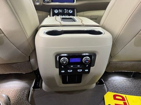 Used 2021 GMC Yukon Denali image 20