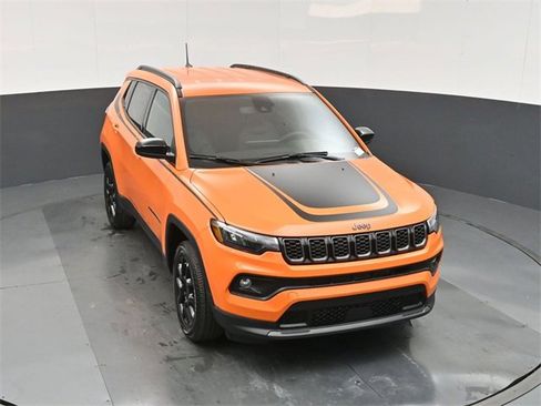 New 2026 Jeep Compass Latitude image 35