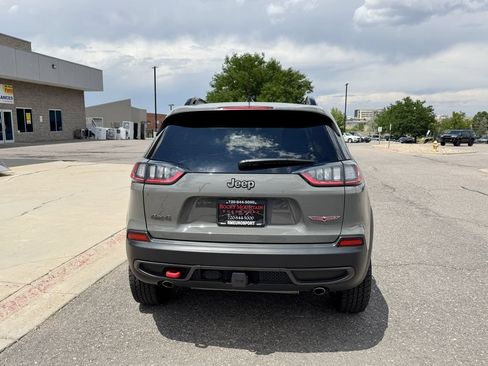 Used 2022 Jeep Cherokee Trailhawk w/ Premium Leather Package AWD/4WD image 8