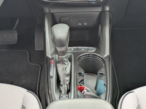 Used 2024 Chevrolet TrailBlazer LT w/ Driver Confidence Package image 20