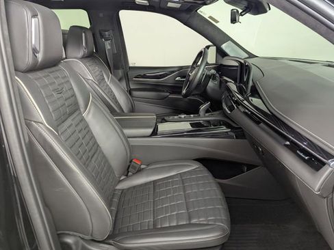 Used 2023 Cadillac Escalade V AWD/4WD image 22