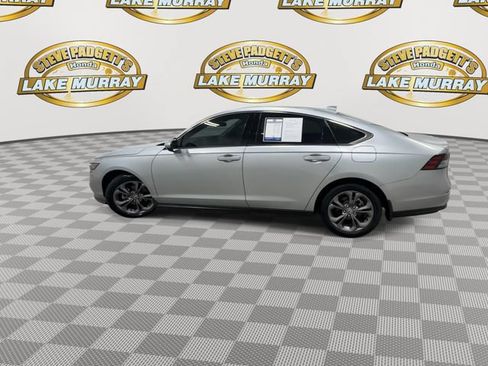 Used 2024 Honda Accord EX image 8