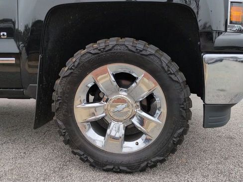 Used 2015 Chevrolet Silverado 1500 LTZ w/ LTZ Plus Package image 10